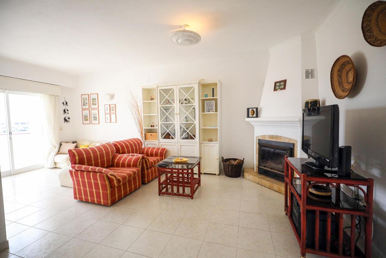 B60 - Lagos Promenade View Apartment エクステリア 写真