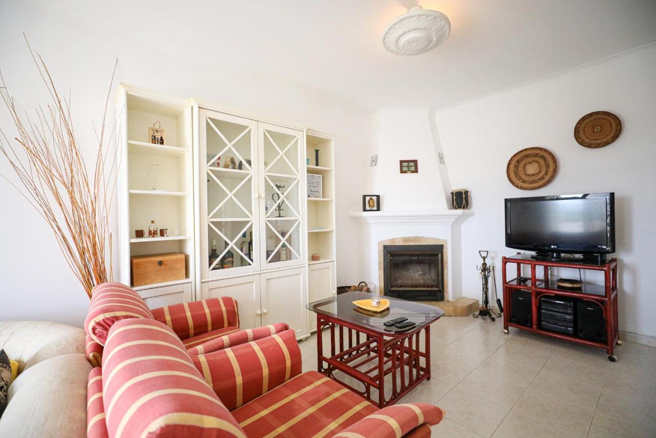 B60 - Lagos Promenade View Apartment エクステリア 写真